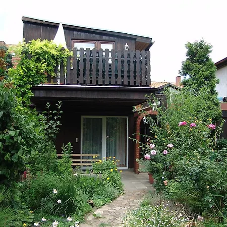 Appartement Wetzig W1 - Breite Strasse 104 *